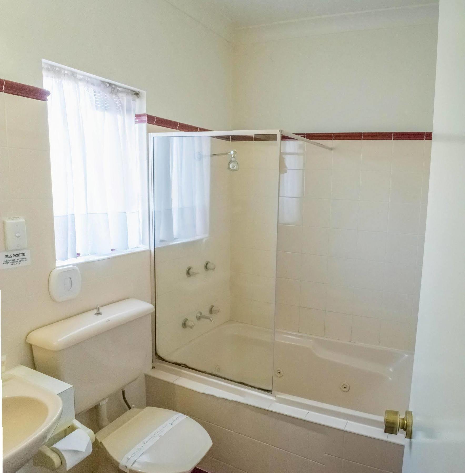 Narrandera Club Motor Inn Zewnętrze zdjęcie