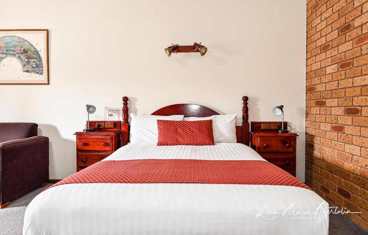 Narrandera Club Motor Inn Zewnętrze zdjęcie